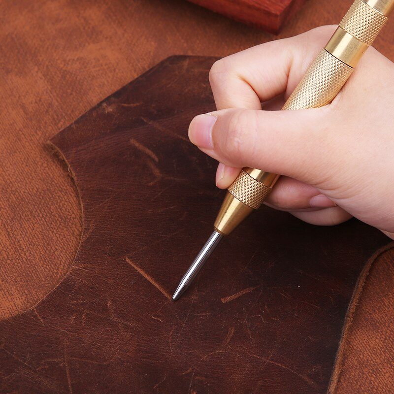 SHWAKK 1PC roostevabast terasest nahast käsitöötööriist nahkrihma jaoks Automaatne rihmade positsioneerimine nahast käsitöötööriist.