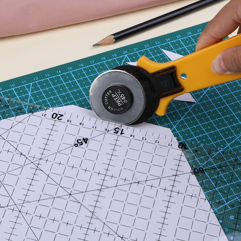 Imzay Rotary Cutter Kit Επαγγελματικά εργαλεία με μαχαίρι σκαλίσματος κλειδώματος ασφαλείας με 20 έξτρα λεπίδες πατάκι κοπής Χάρακας Patchwork