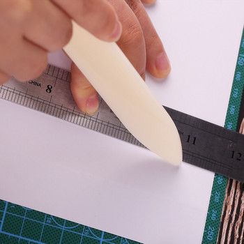 MIUSIE 2 бр. Пластмасов костен оригами нож с дървена шлифовъчна пръчка Кожени занаятчийски инструменти Комплект аксесоари за кожа Направи си сам