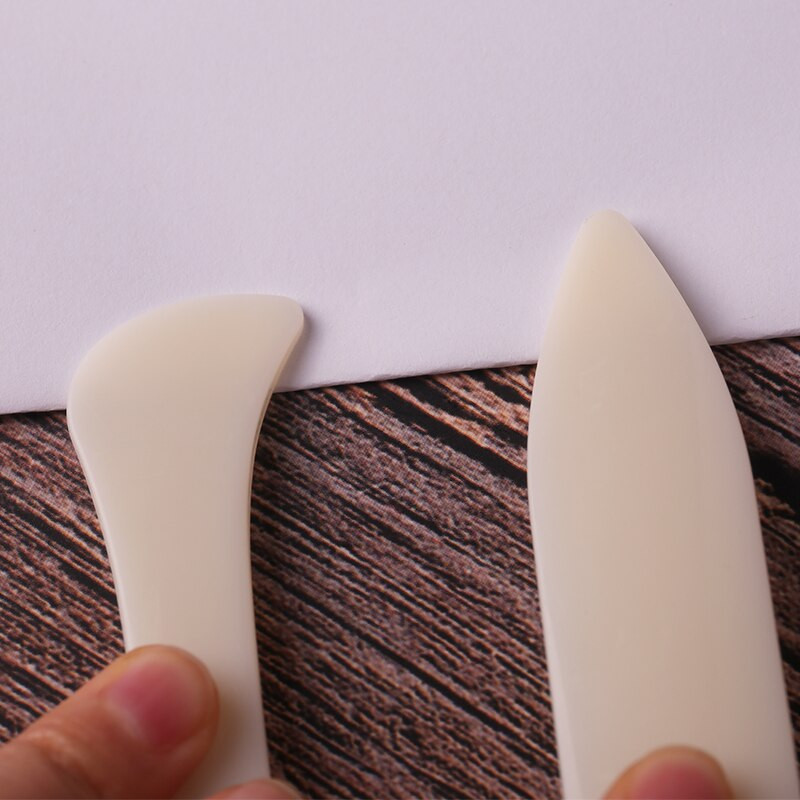 MIUSIE 2 τμχ Πλαστικό κοκάλινο μαχαίρι Origami με ξύλινο ραβδί λείανσης δερμάτινα εργαλεία χειροτεχνίας Αξεσουάρ Σετ για δερμάτινα DIY