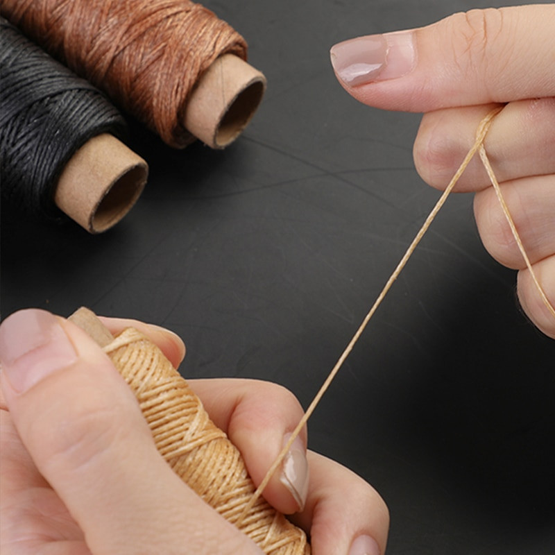 9 tk nahaõmbluskomplekt koos mitmevärvilise vahatatud niidiga kuldse sõrmkübara ja nahast õmblusnõeltega nahast käsitöö tegemiseks