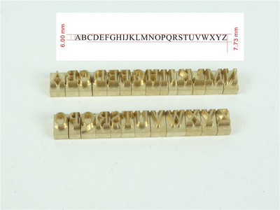 „Time New Roman“ šrifto stiliaus žalvario karštosios folijos štampavimo raidės, remiantis „A“ aukščiu 6 mm