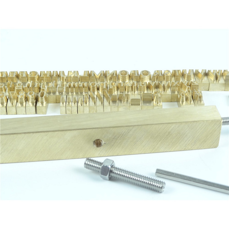 „Time New Roman“ šrifto stiliaus žalvario karštosios folijos štampavimo raidės, remiantis „A“ aukščiu 6 mm