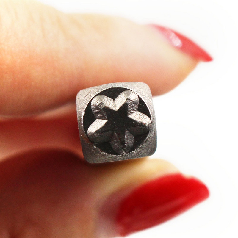 DIY Carving Cross Star Südame ehted Tembeldamine Tähestik LOGO Terastemplid Vormi märgistamise tööriist Punch Die For Nahast Sõrmus Käevõru