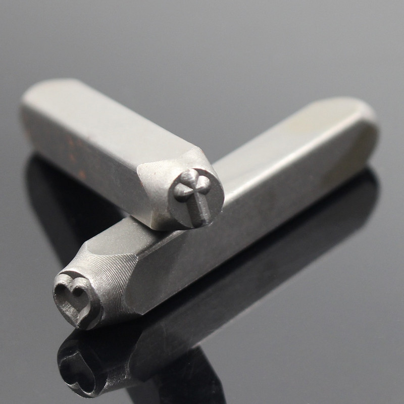 DIY Carving Cross Star Südame ehted Tembeldamine Tähestik LOGO Terastemplid Vormi märgistamise tööriist Punch Die For Nahast Sõrmus Käevõru