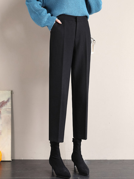 Novi model ženskih hlača sa džepovima - crne i sive boje