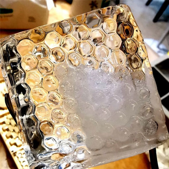 Ледена щампа с дизайн на пчелна пита Месингово релефно щамповане Стампел за щамповане Коктейли Уиски Направи си сам Art Icecube 5x5cm с издълбана дръжка