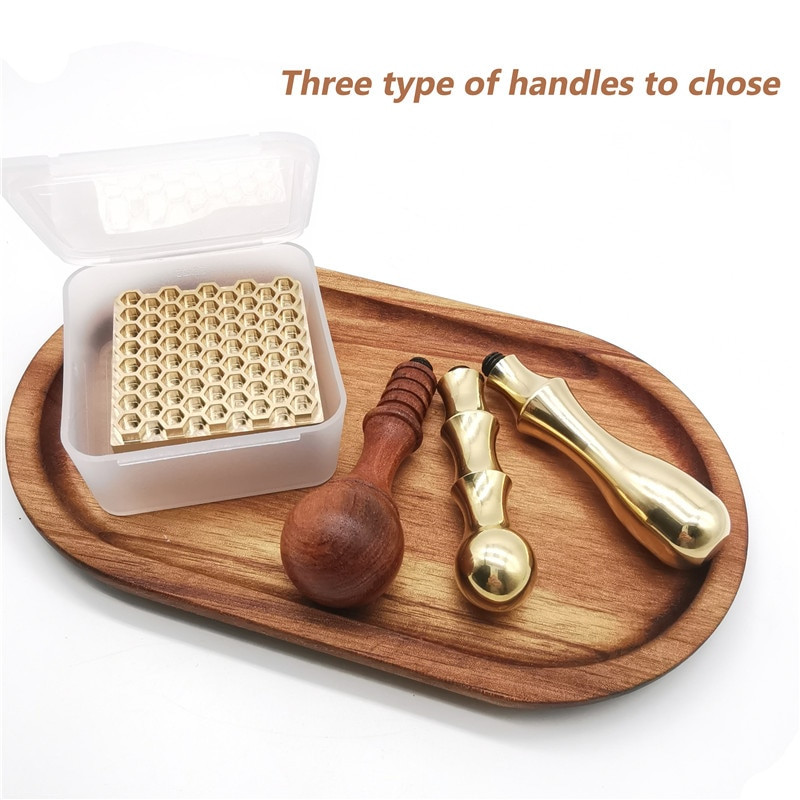 Honeycomb Design Bar Ice Stamp Brass Emboss Stamper Stamping Cocktails Whisky DIY Art Icecube 5x5cm με σκάλισμα λαβής