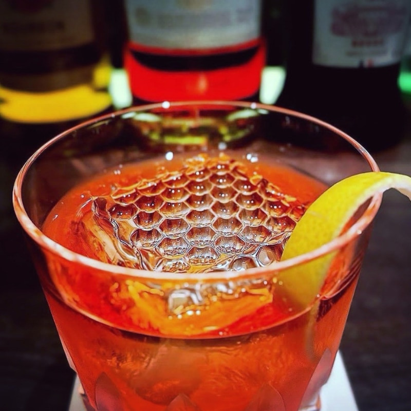 Honeycomb Design Bar Ice Stamp Brass Emboss Stamper Stamping Cocktails Whisky DIY Art Icecube 5x5cm με σκάλισμα λαβής