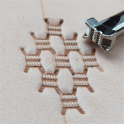 Nahaskulptuuride trükkimise tööriist nikerdamine reljeefsed templid sulam kaheksakujuline 9x6 mm köiega mustriga nahapunch kohandatud