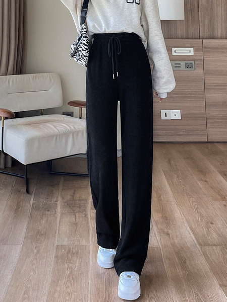 Taskuga vabaaja naistepüksid