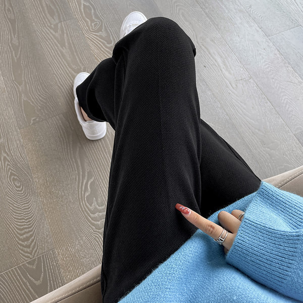 Moderne ženske hlače s visokim strukom i džepom - ravni model