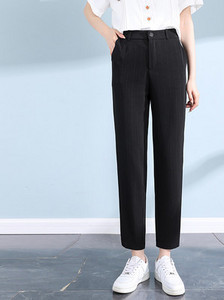 Γυναικείο ριγέ παντελόνι με τσέπη