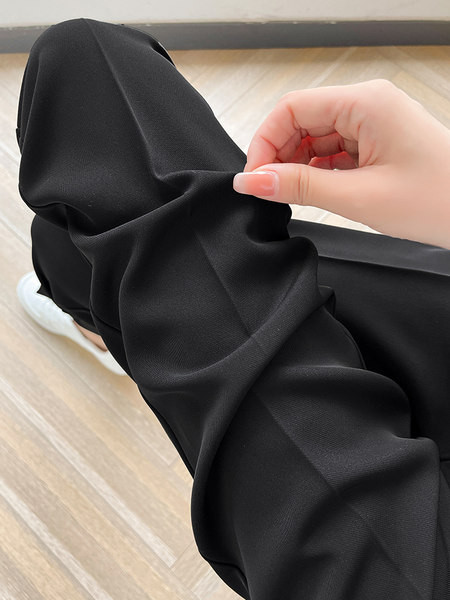 Kõrge vöökohaga vabaajapüksid naistele