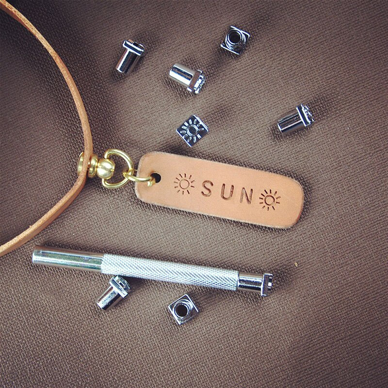 DIY Δερμάτινα Puncher Tools Letter Stamp Tool Κεφαλαία κεφαλαία γράμματα 26 Alphabet Leather Craft Stamps Working Saddle 3,5-7mm