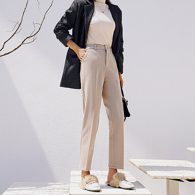 Τρέχον μοντέλο γυναικείο παντελόνι με τσέπη