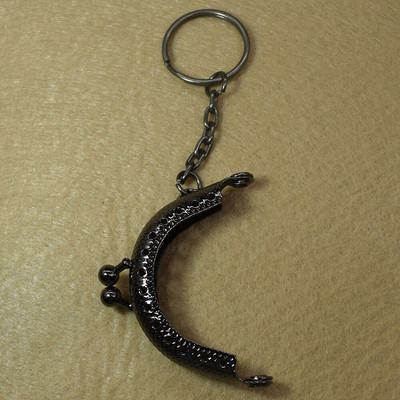 5cm metallraami käepide Suudlusklambri kaar koos võtmehoidjaga koti jaoks Käekott Rahakott isetehtud metallist klambrid Müntide rahakoti raamide käepide