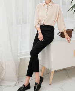 Ležerne hlače - s visokim strukom