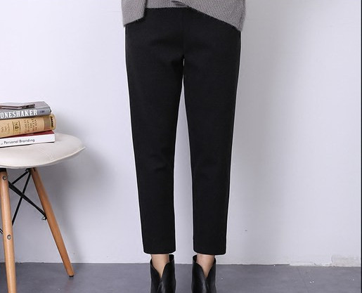 Jednobojne ženske elegantne hlače s džepom - ravni model