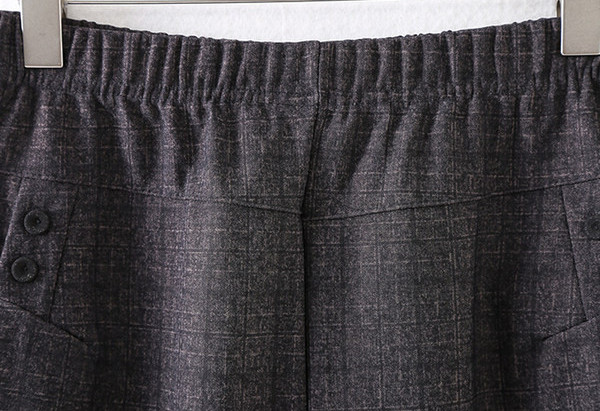 Ženske hlače - s visokim strukom i džepom