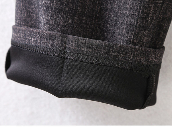 Ženske hlače - s visokim strukom i džepom