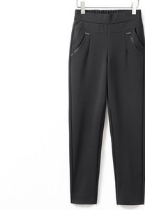 Φθινοπωρινό-χειμωνιάτικο παντελόνι με μεταλλικό στοιχείο και τσέπη