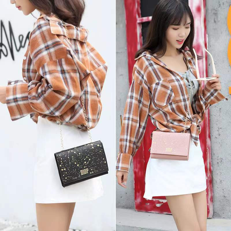 2022 Γυναικεία άνοιξη πολυτελής νέα τσάντα ώμου Αστέρι τύπωμα διαγώνιας τσάντας μόδας Απλή τσάντα φακέλου Μεγάλο όνομα Chain bag