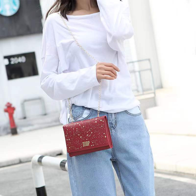 2022 Γυναικεία άνοιξη πολυτελής νέα τσάντα ώμου Αστέρι τύπωμα διαγώνιας τσάντας μόδας Απλή τσάντα φακέλου Μεγάλο όνομα Chain bag