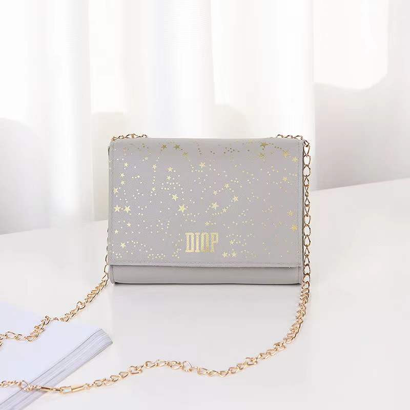 2022 Γυναικεία άνοιξη πολυτελής νέα τσάντα ώμου Αστέρι τύπωμα διαγώνιας τσάντας μόδας Απλή τσάντα φακέλου Μεγάλο όνομα Chain bag