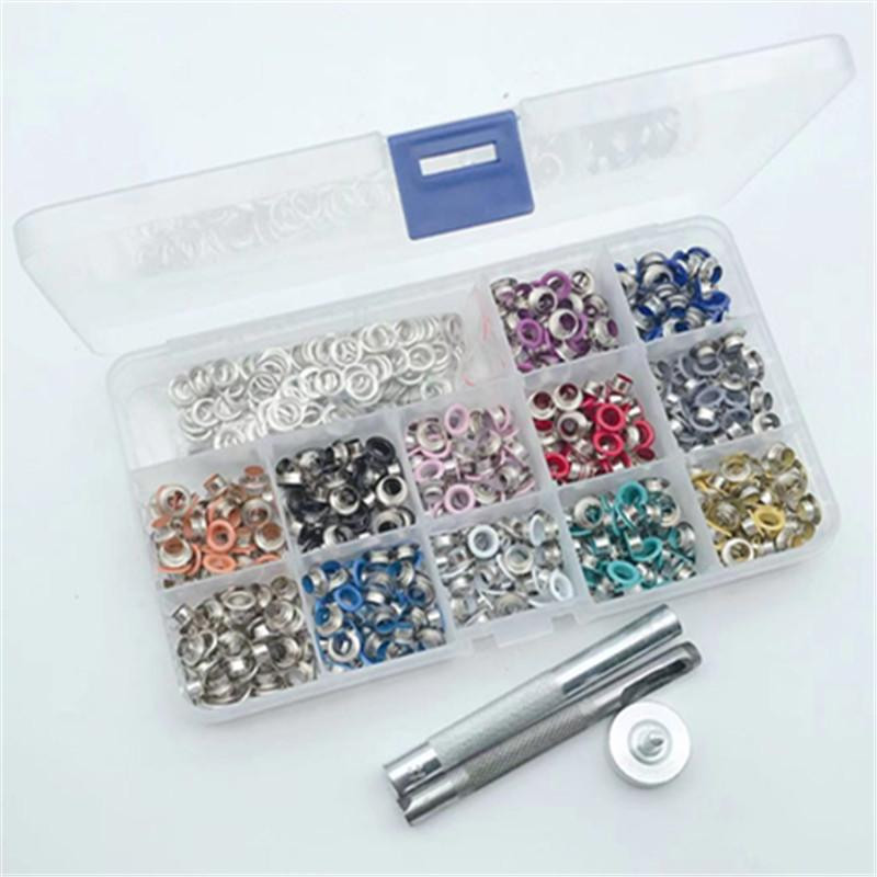 540 seturi cu diametru interior de 5 mm, alamă colorată, șaibă cu ochiuri + instrument de instalare + cutie cu ochiuri potrivite pentru piele, perforare, pantofi, curea, îmbrăcăminte