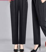 Раиран дамски панталон с еластична талия и прави крачоли