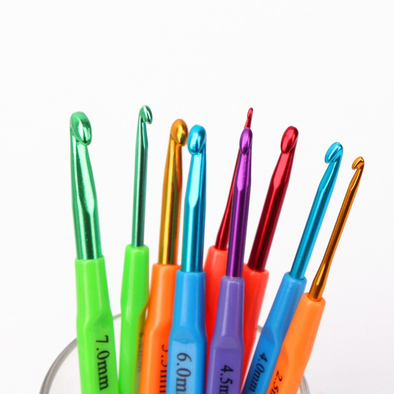 1 tk 2mm-7mm plastikust heegelnõela käepidemega alumiiniumist kudumistööriist kudumiseks heegelnõelad isetegemise käsitöö õmblustarbed