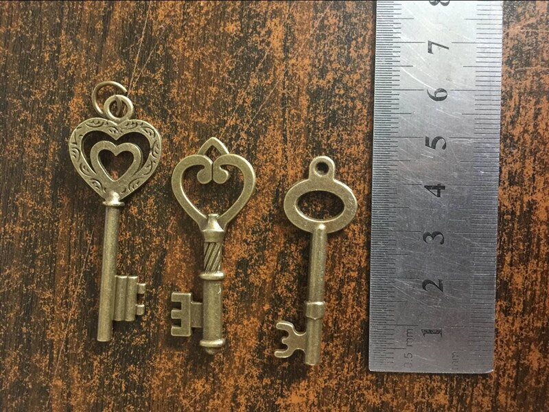 Μπρούτζινα βασικά στολίδια κρεμαστά δερμάτινα χειροποίητα δερμάτινα αξεσουάρ