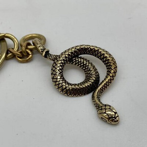 DIY nahast nikerdatud nahast kunst võtmehoidja tarvikud Puhtad vasest ripatsikomponendid, retrostiilis 12 sümboolset looma