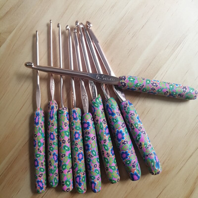 Set de ace de tricotat, 9 bucăți/set, croșetat, mâner moale, imprimare colorată din aluminiu, kit de instrumente de cusut pentru croșetat.