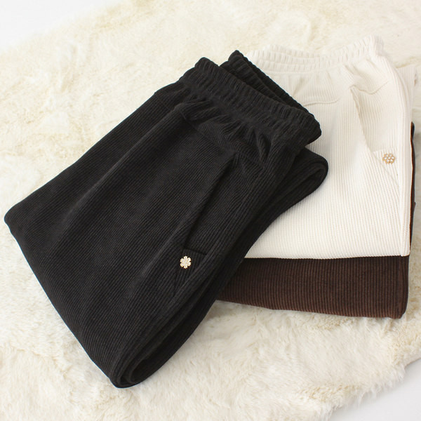 Naiste sportlikud vabaaja püksid taskuga