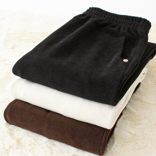 Naiste sportlikud vabaaja püksid taskuga