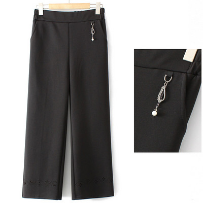 Elegantsed naiste laiad 3D-elemendiga püksid