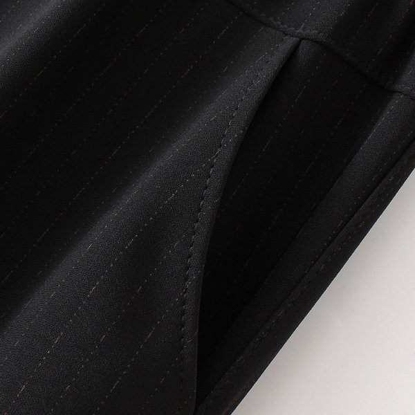 Musta värvi vabaaja naistepüksid