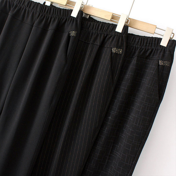 Zimske hlače s metalnim elementima