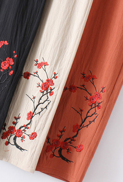 Ležerne ženske hlače - s vezom