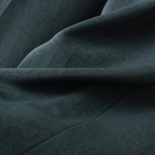 3D-elemendiga vabaaja naistepüksid