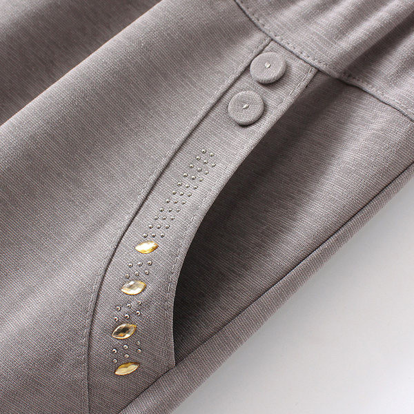 Kivide ja taskuga vabaaja püksid