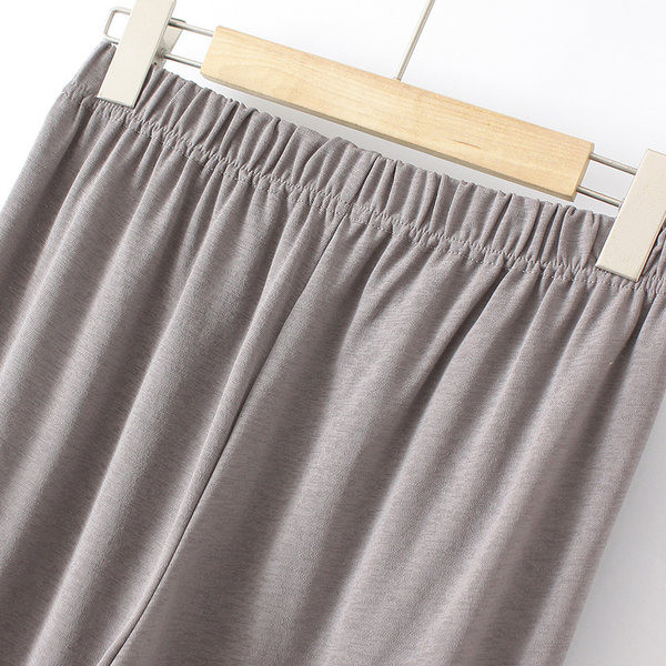 Kivide ja taskuga vabaaja püksid