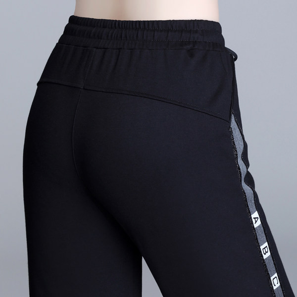 Pantaloni casual de dama cu piping