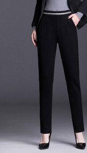 Ženske elegantne hlače - s džepom