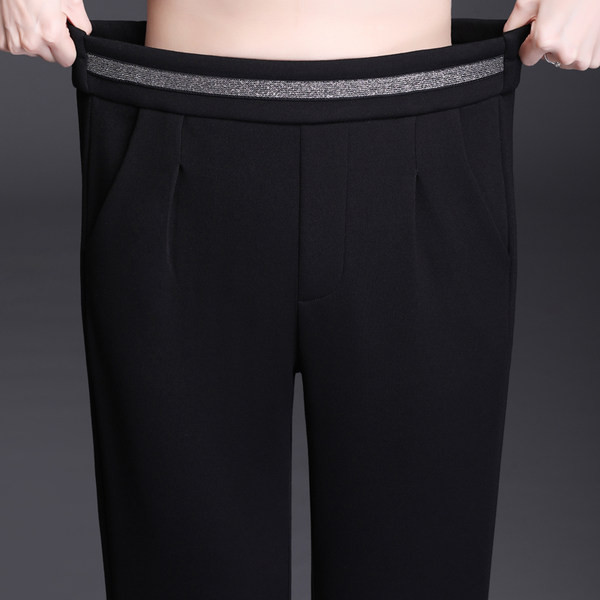 Ženske elegantne hlače - s džepom