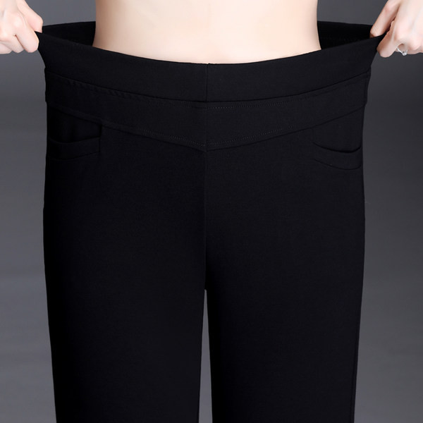 Pantaloni eleganti de dama - model drept