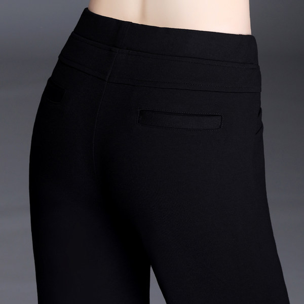 Pantaloni eleganti de dama - model drept