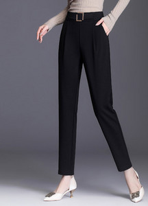 Pantaloni eleganti cu curea